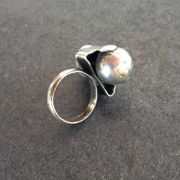 Vintage Dual Silver Sphere Ring - Picture 6 of 6